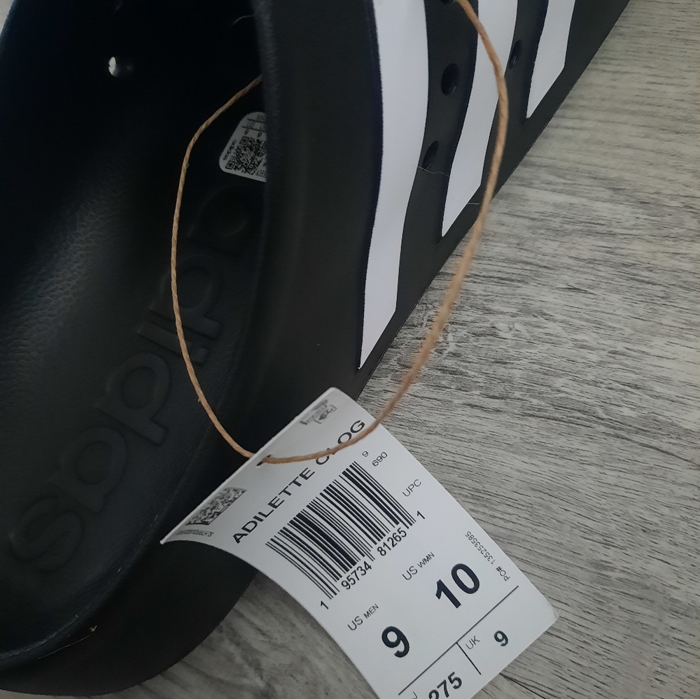 Adidas Unisex Adilette Clogs - Picture 6 of 6